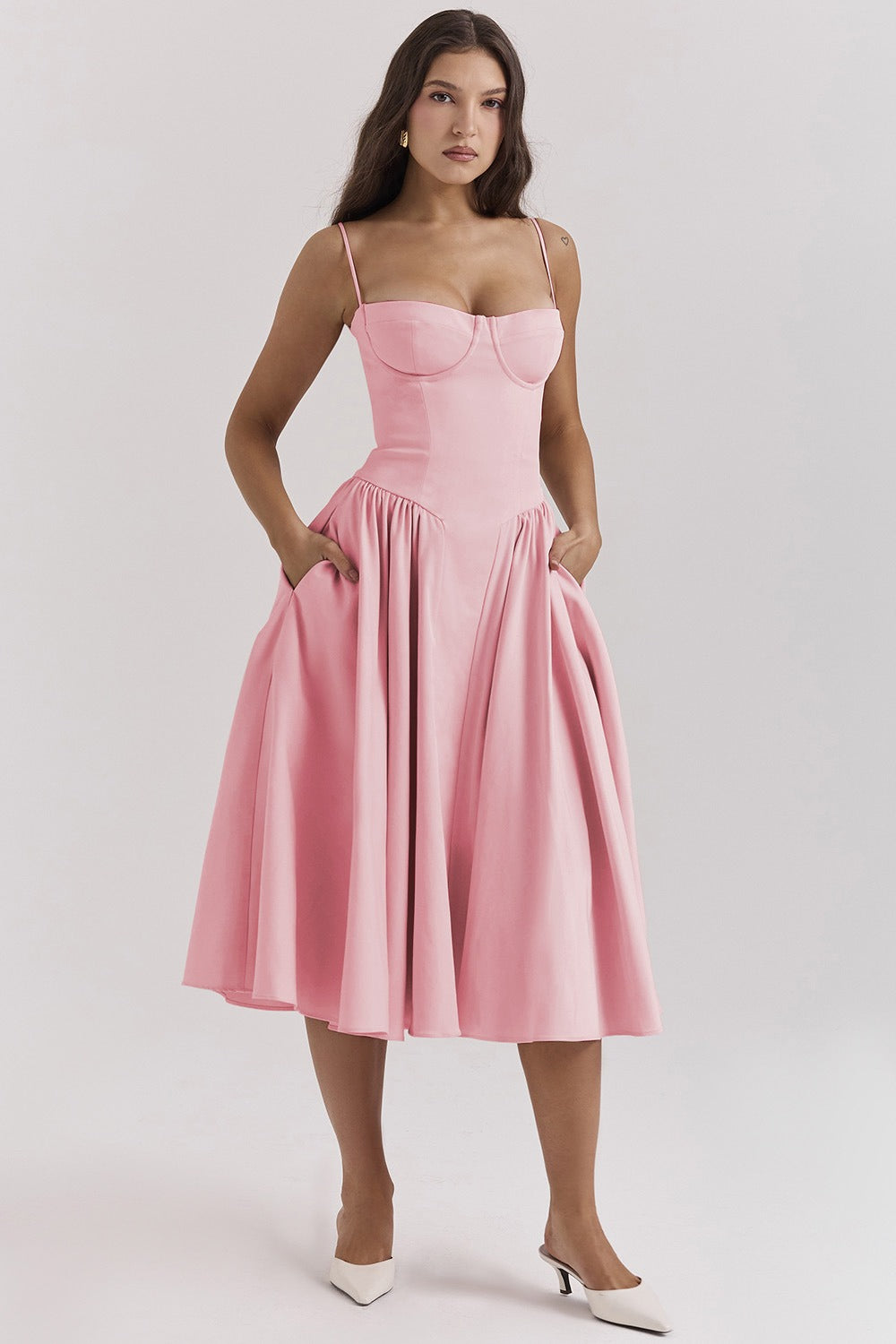 Tahlia – Timeless sundress with elegant simplicity