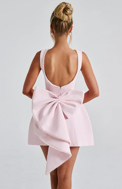 Eleanor - Timeless Elegance with Bow Detail