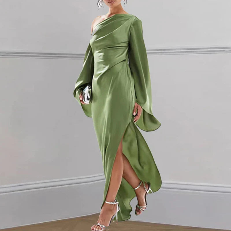 Liviana – Long dress with asymmetrical neck and elegant slit